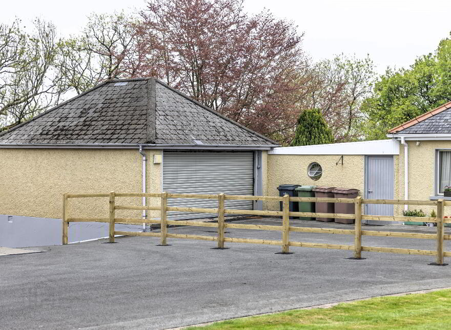 Gairloch, 38 Castlebalfour Road, Lisnaskea, BT92 0LT