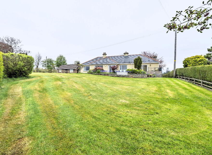 Gairloch, 38 Castlebalfour Road, Lisnaskea, BT92 0LT