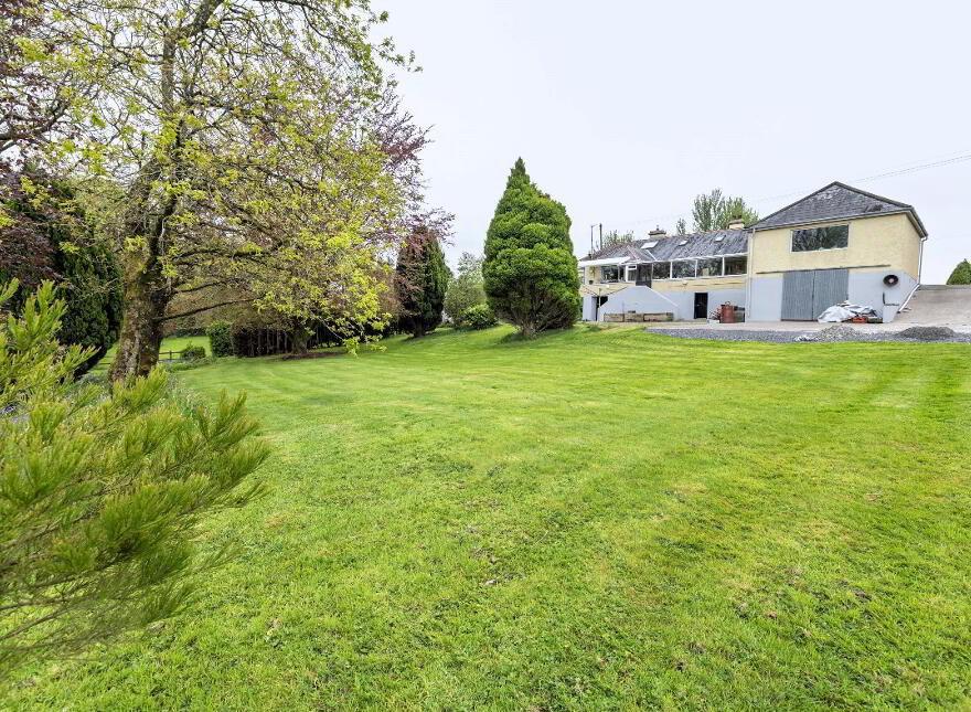 Gairloch, 38 Castlebalfour Road, Lisnaskea, BT92 0LT