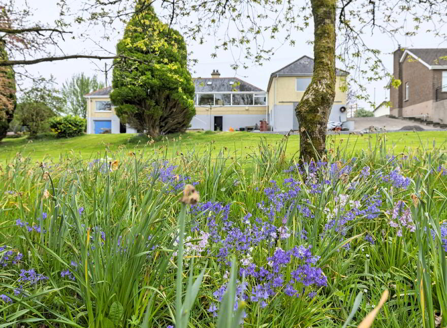 Gairloch, 38 Castlebalfour Road, Lisnaskea, BT92 0LT
