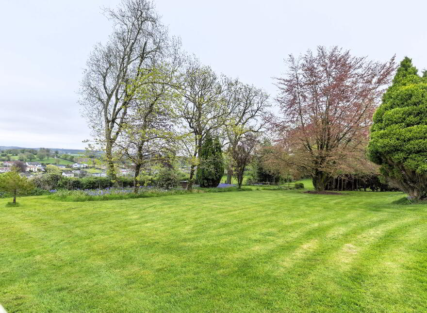 Gairloch, 38 Castlebalfour Road, Lisnaskea, BT92 0LT