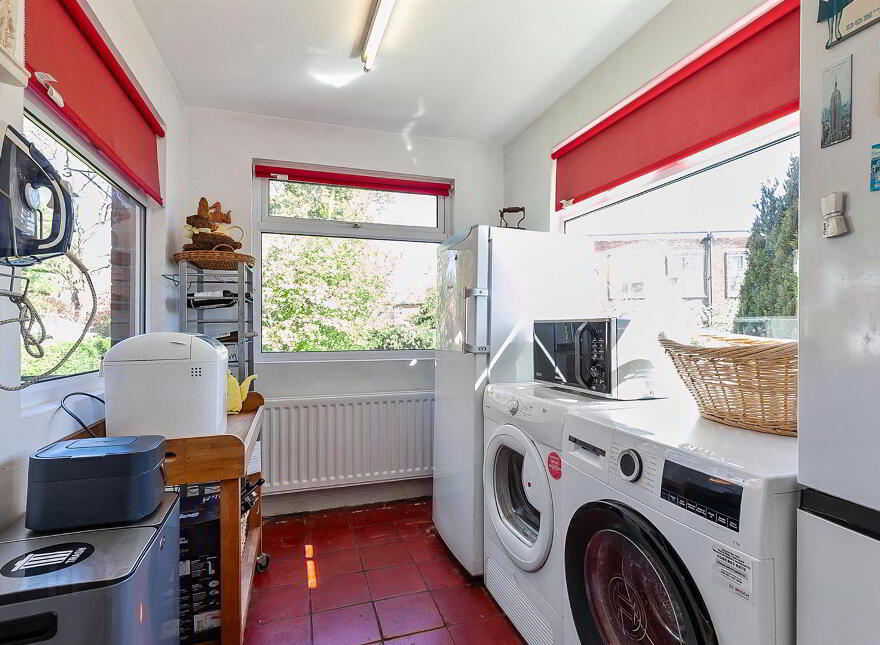 10 Glastonbury Avenue, Belfast, BT15 4DL