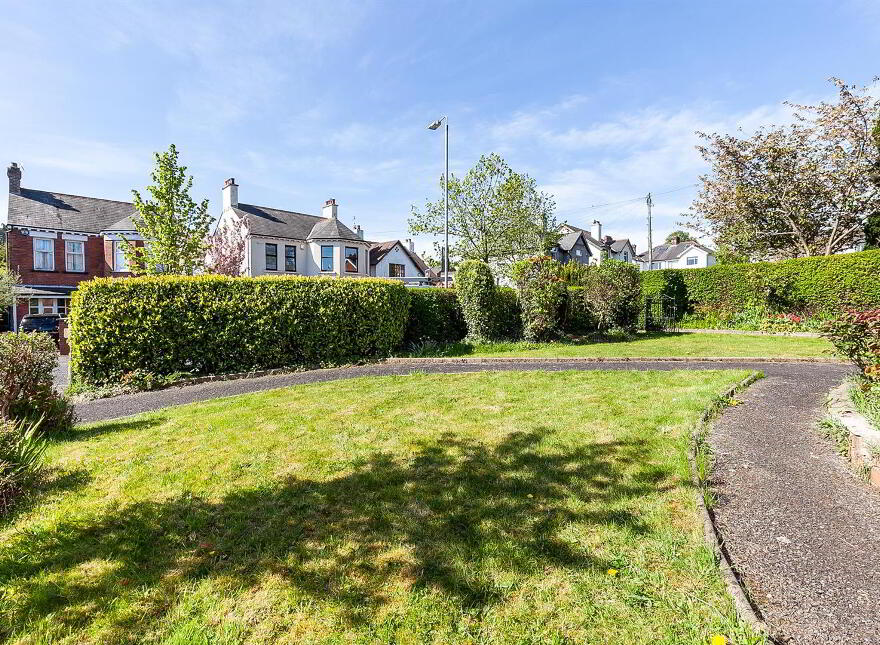 10 Glastonbury Avenue, Belfast, BT15 4DL