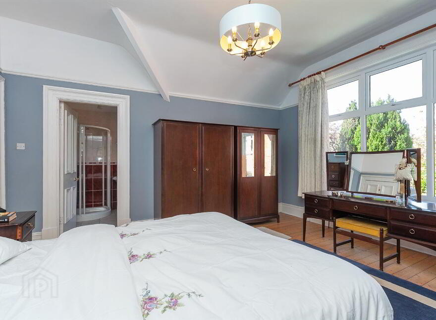 10 Glastonbury Avenue, Belfast, BT15 4DL