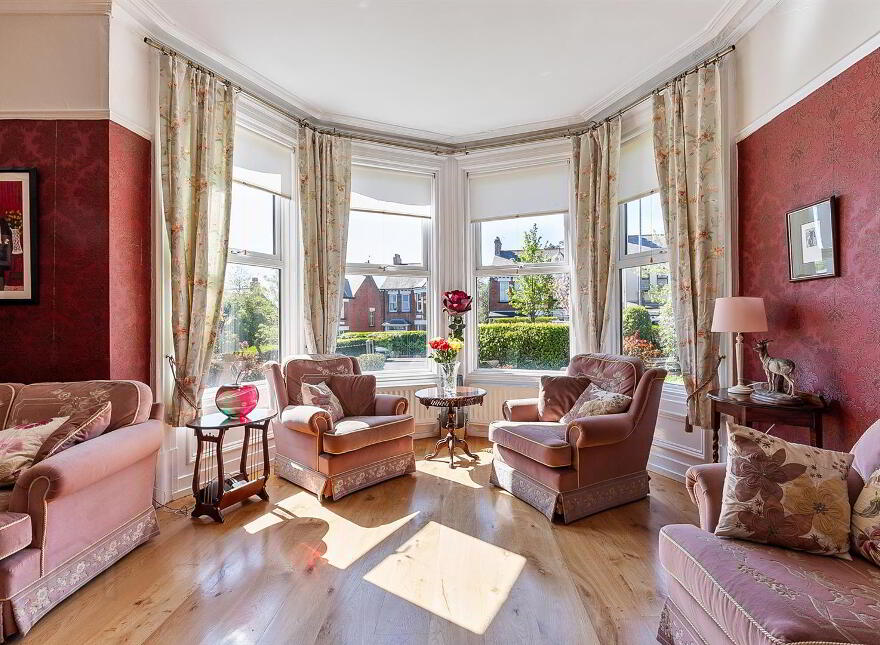 10 Glastonbury Avenue, Belfast, BT15 4DL
