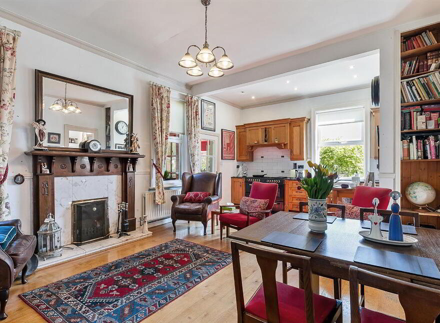10 Glastonbury Avenue, Belfast, BT15 4DL