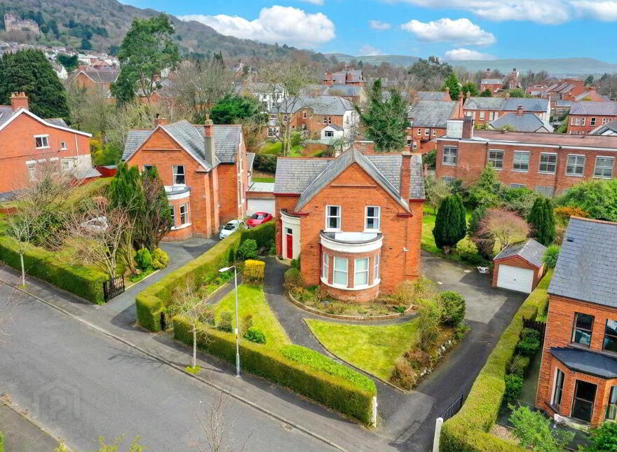 10 Glastonbury Avenue, Belfast, BT15 4DL