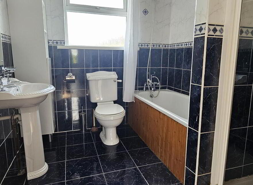 28 Whitethorn Walk, Carriglea Downs, Dun Laoghaire, A96E761