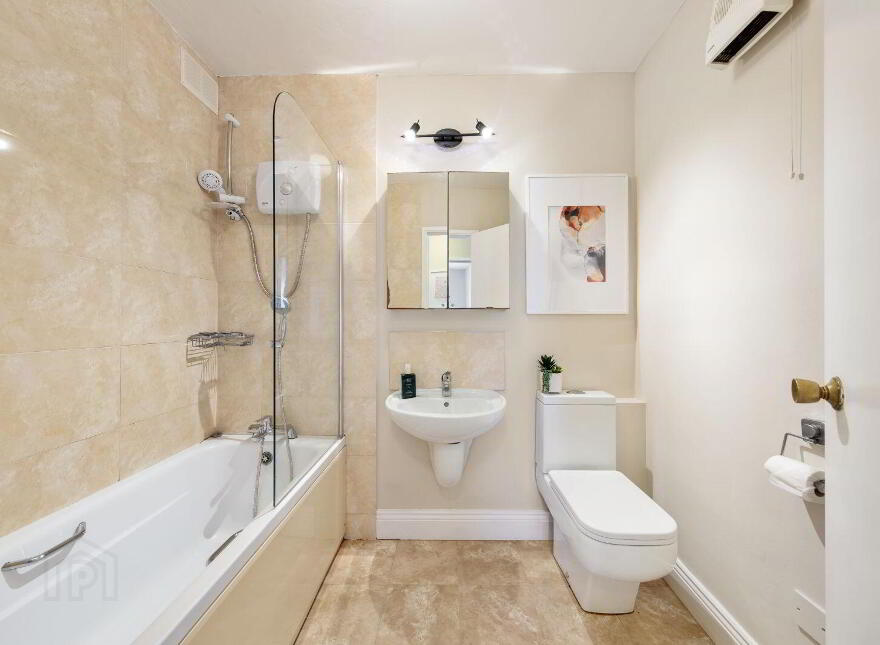 Apartment 7 Strand House 171 Strand Road, Sandymount, Sandymount, D04ET20