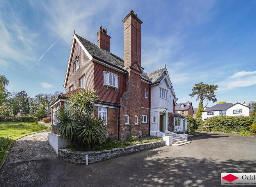 Dunruadh, 68 Culmore Road, Derry, BT48 8JB