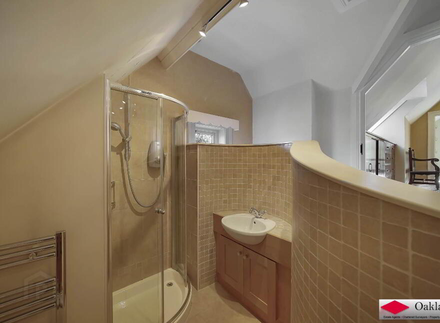 Dunruadh, 68 Culmore Road, Derry, BT48 8JB