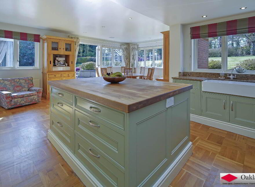 Dunruadh, 68 Culmore Road, Derry, BT48 8JB