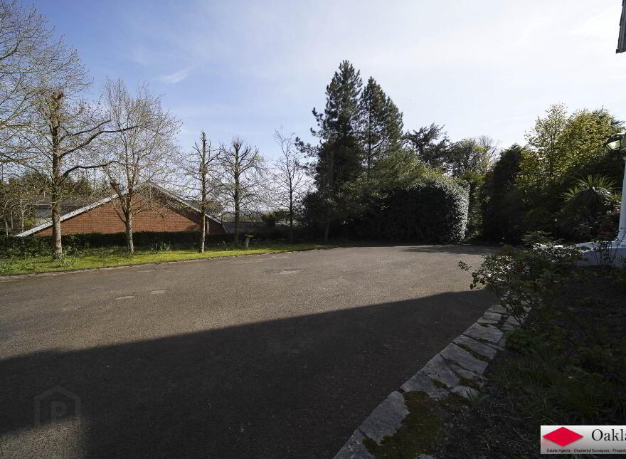 Dunruadh, 68 Culmore Road, Derry, BT48 8JB