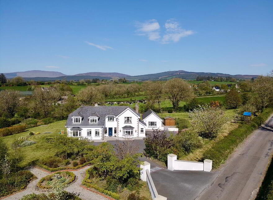Comeragh View, Coolnasmear Lower, Kilgobnet, X35AE33