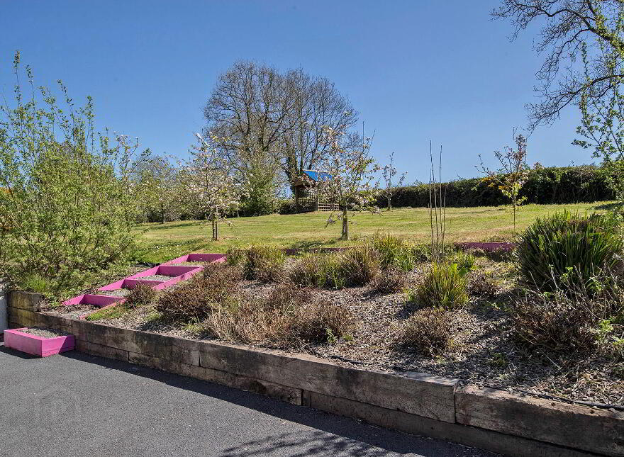 Comeragh View, Coolnasmear Lower, Kilgobnet, X35AE33