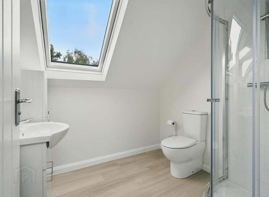 14 Lisburn Avenue, Belfast, BT9 7FX