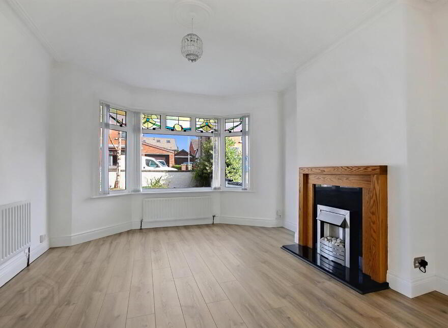 5 Hillview Drive, Newtownabbey, BT36 5HG