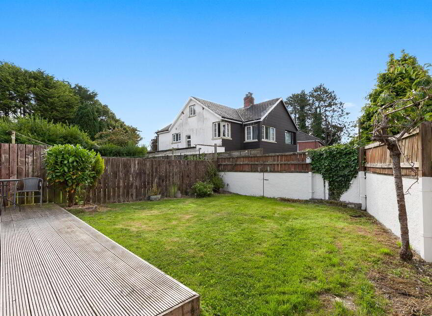 5 Hillview Drive, Newtownabbey, BT36 5HG