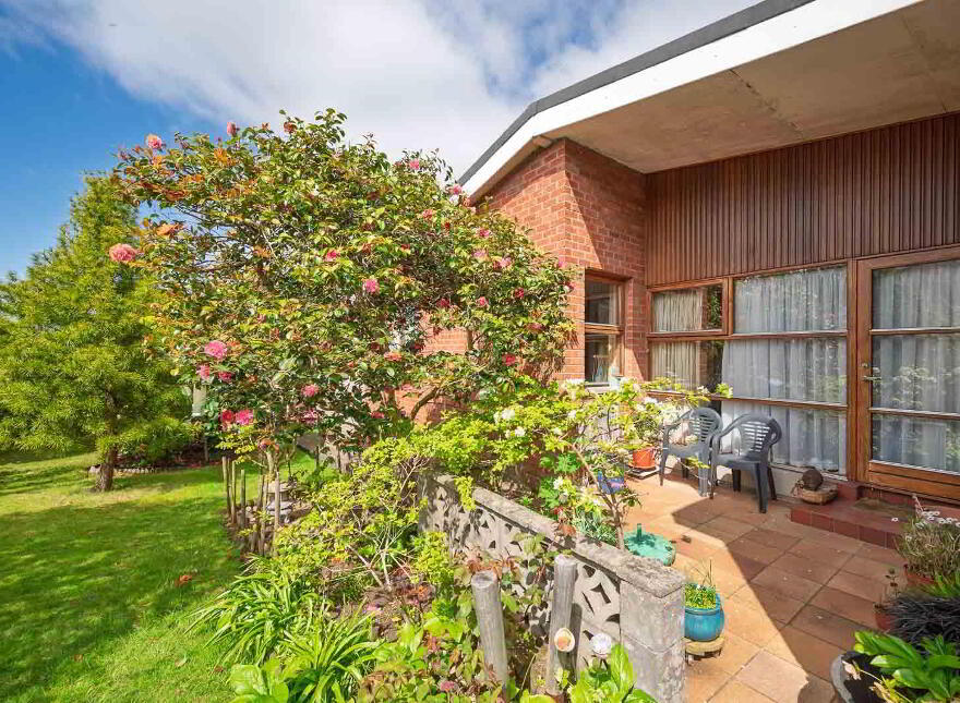 1 Rannoch Road, Holywood, BT18 0NA