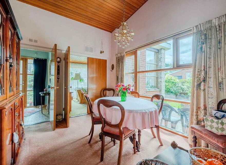 1 Rannoch Road, Holywood, BT18 0NA