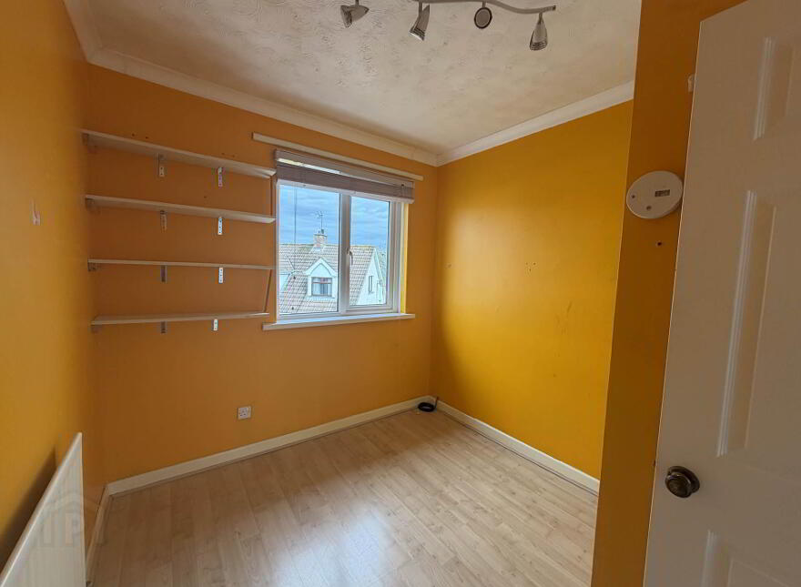 15 Culzean Glen, Larne, BT40 2HF