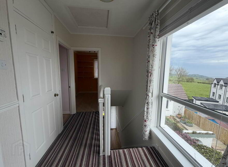 15 Culzean Glen, Larne, BT40 2HF