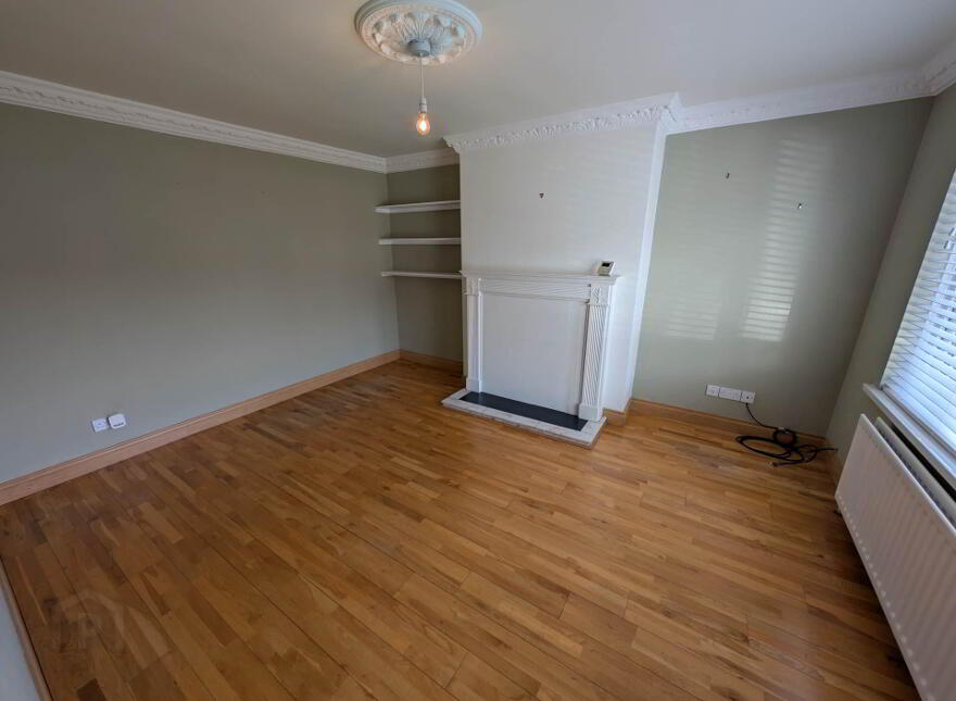 15 Culzean Glen, Larne, BT40 2HF