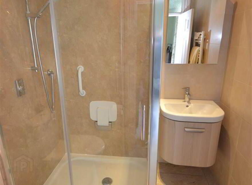 18 Thornhill Malone , Belfast, Belfast, BT9 6SS