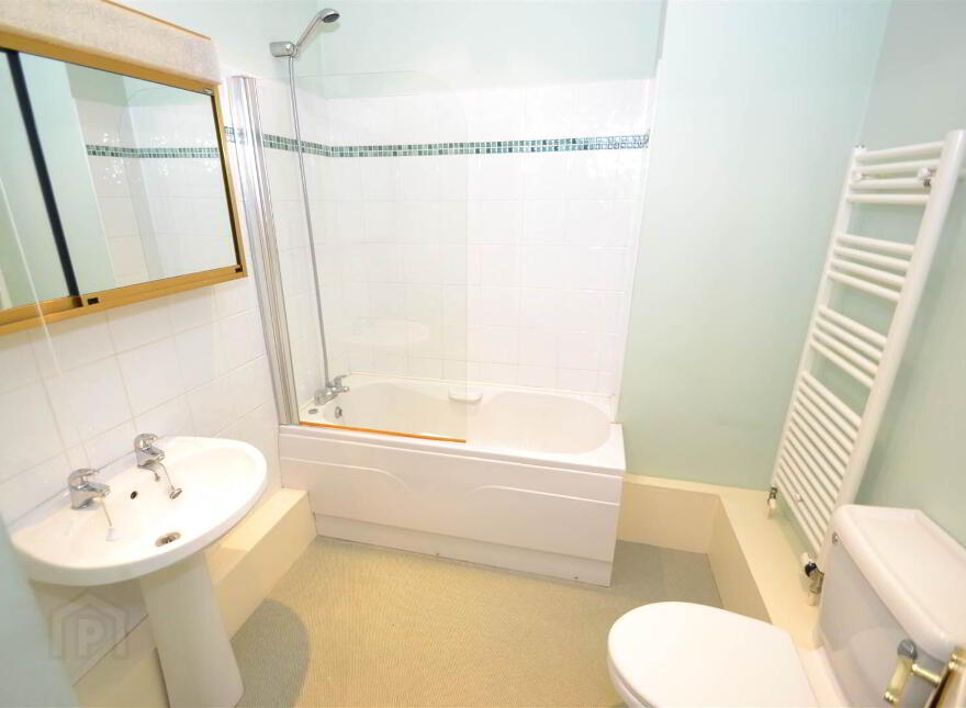 18 Thornhill Malone , Belfast, Belfast, BT9 6SS