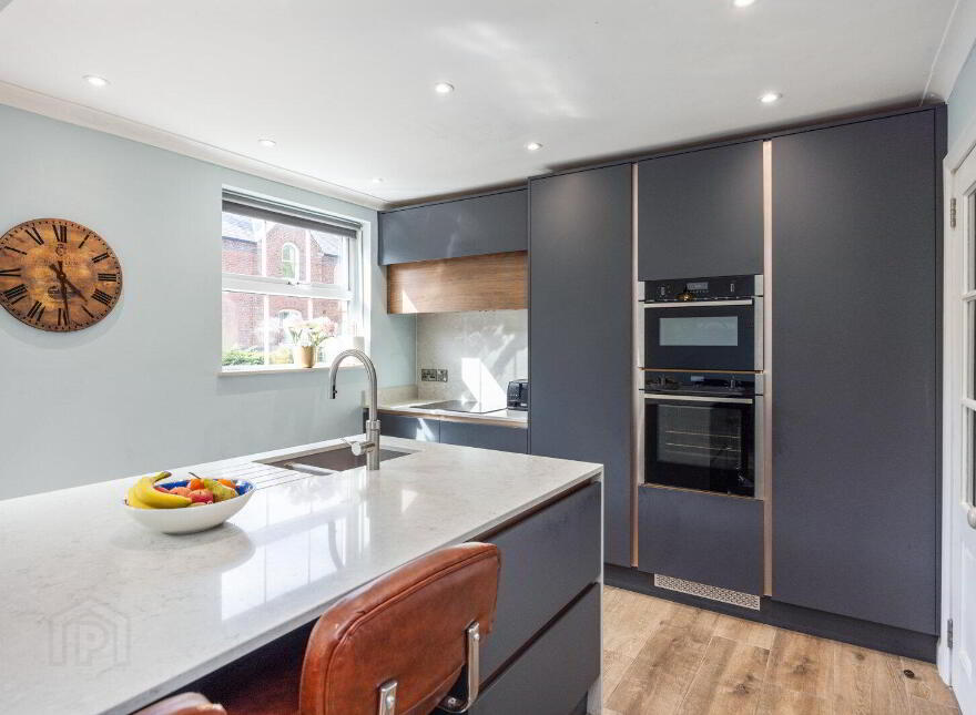 7 Windsor Court, Belfast, BT9 6JE