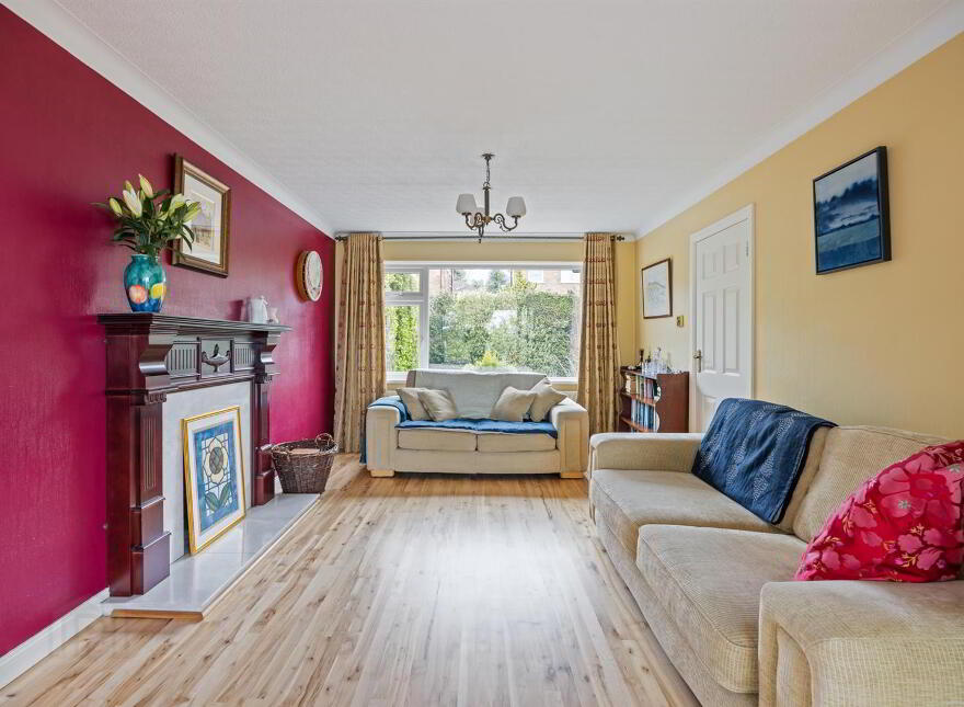 25 Beechill Park West, Saintfield Road, Belfast, BT8 6NU