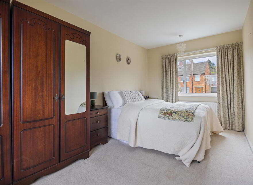 25 Beechill Park West, Saintfield Road, Belfast, BT8 6NU