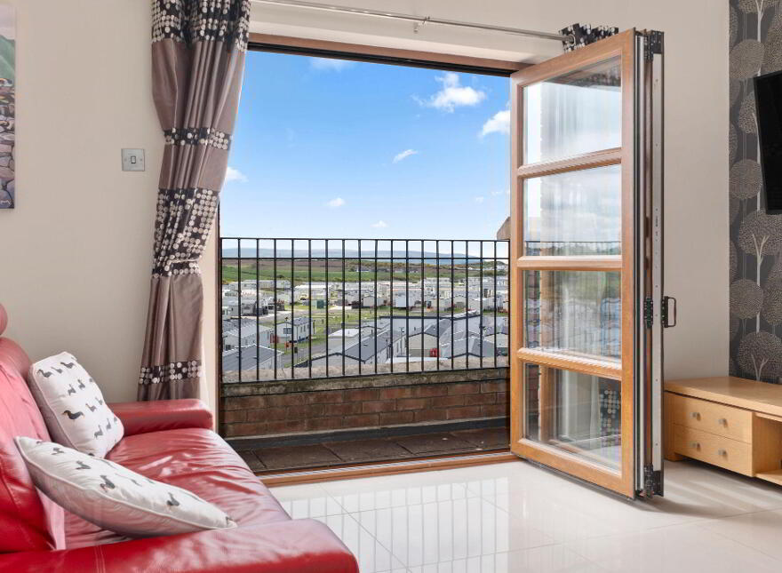 32 Covehill Court, Portrush, BT56 8GL