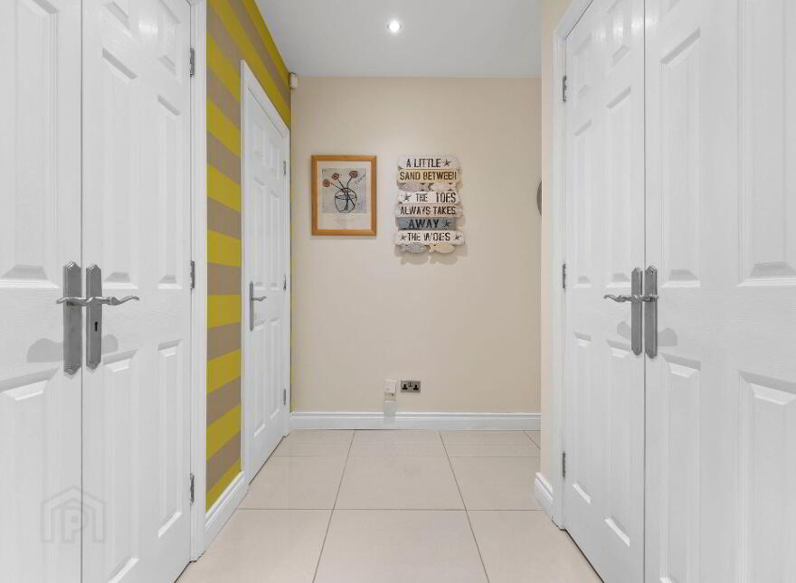 32 Covehill Court, Portrush, BT56 8GL