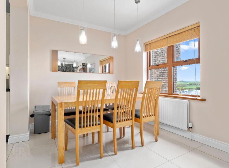 32 Covehill Court, Portrush, BT56 8GL
