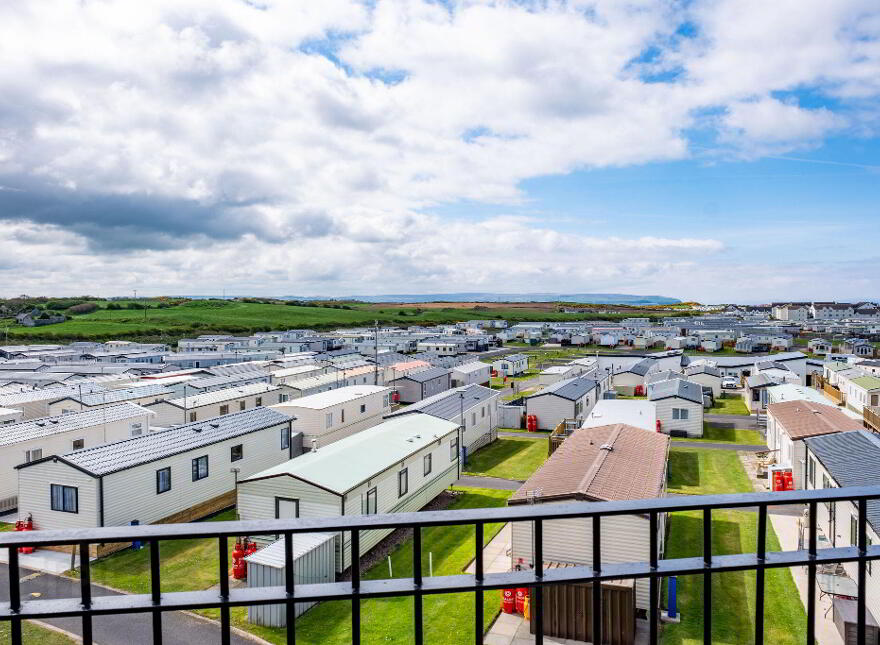 32 Covehill Court, Portrush, BT56 8GL