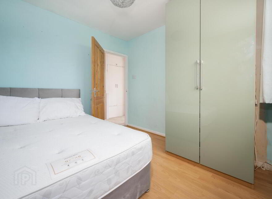28 Barnetts Road, Belfast, BT5 7BD