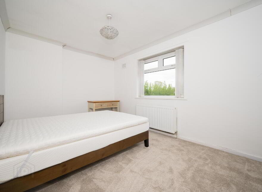 28 Barnetts Road, Belfast, BT5 7BD