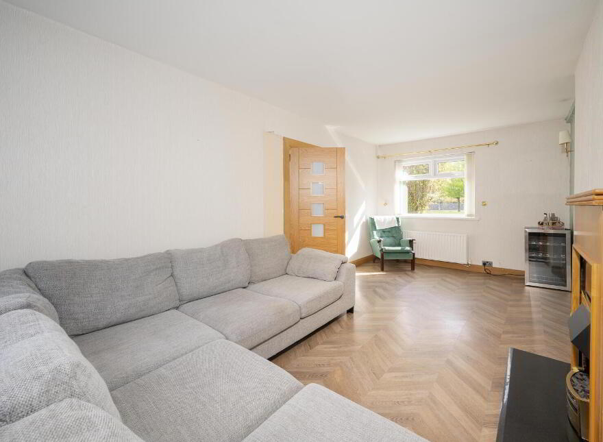 28 Barnetts Road, Belfast, BT5 7BD