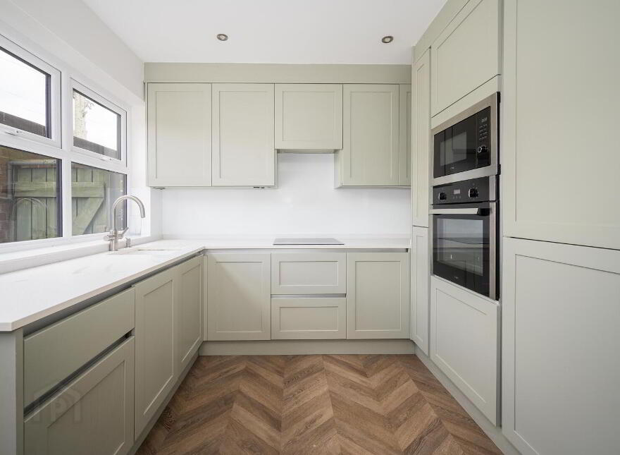 28 Barnetts Road, Belfast, BT5 7BD