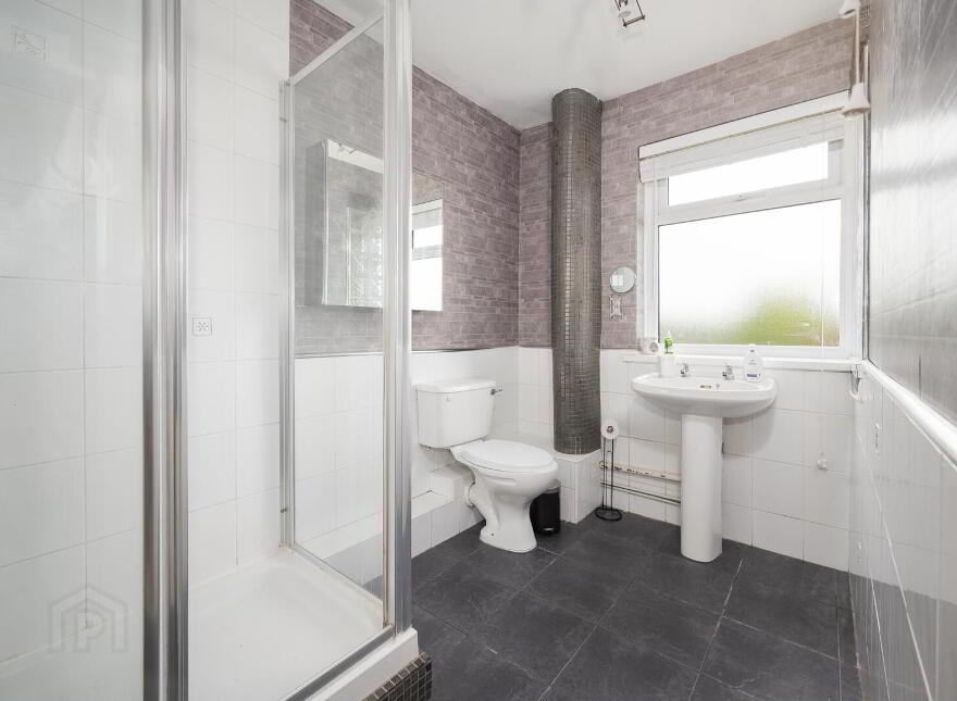 28 Barnetts Road, Belfast, BT5 7BD