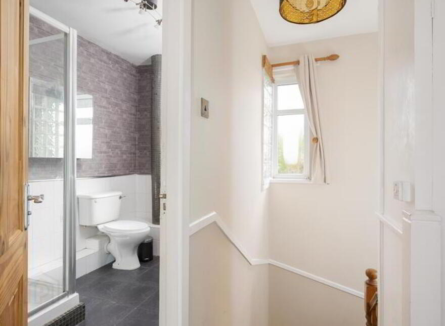 28 Barnetts Road, Belfast, BT5 7BD