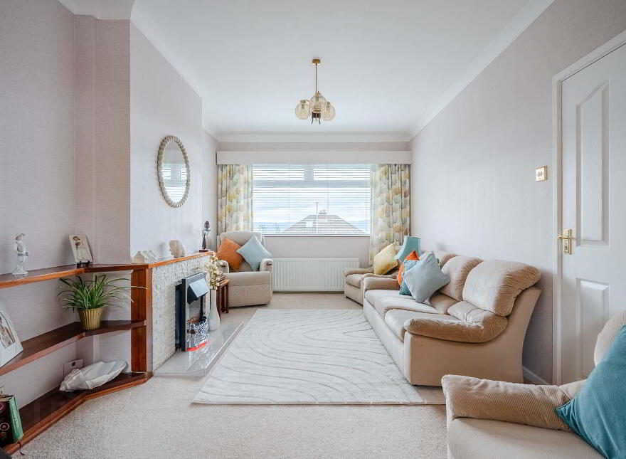 19 Delamont Park, Belfast, BT6 9RJ