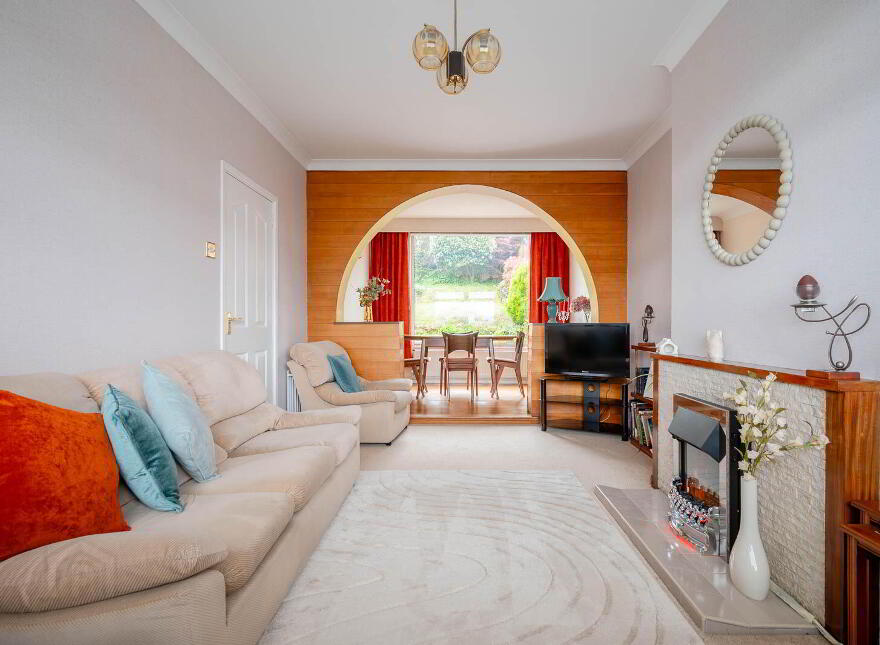 19 Delamont Park, Belfast, BT6 9RJ
