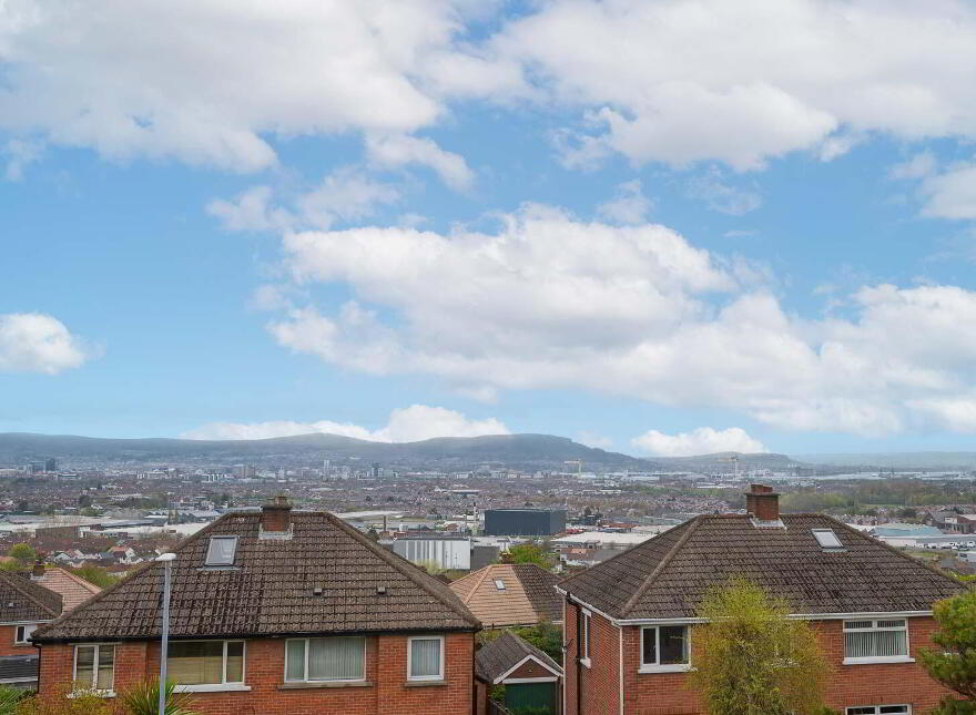 19 Delamont Park, Belfast, BT6 9RJ