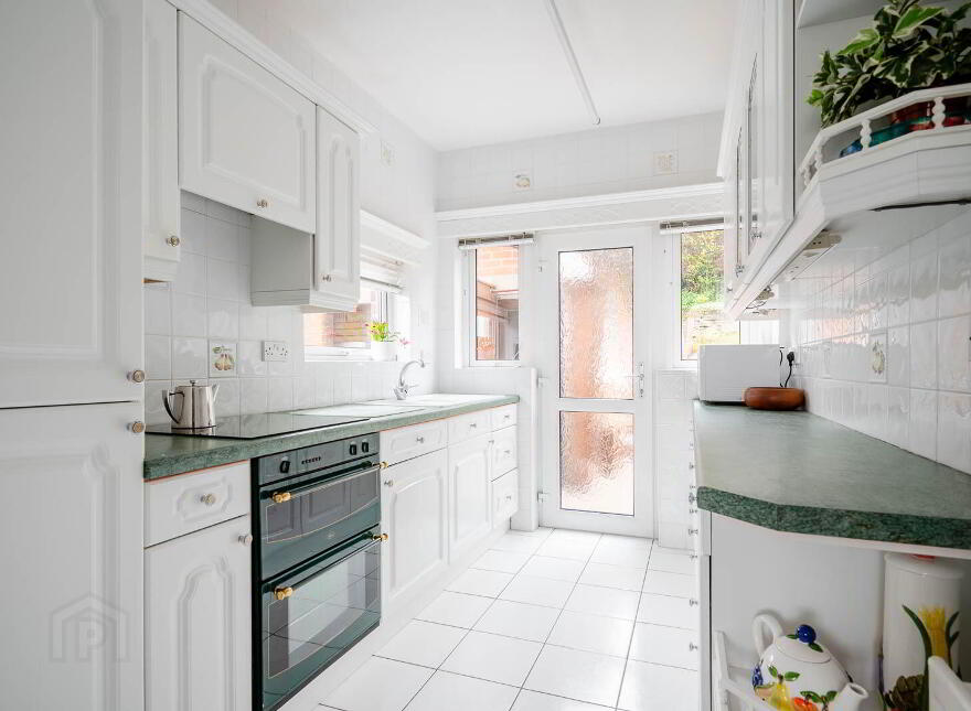 19 Delamont Park, Belfast, BT6 9RJ