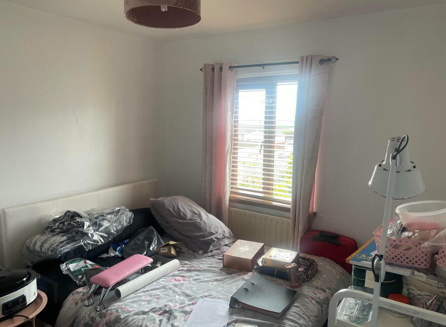 27 McGoldricks Villas, Kilkeel, BT34 4EG