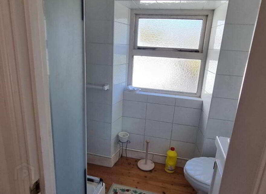 Station Road, Annascaul, Dingle, V92E8P9