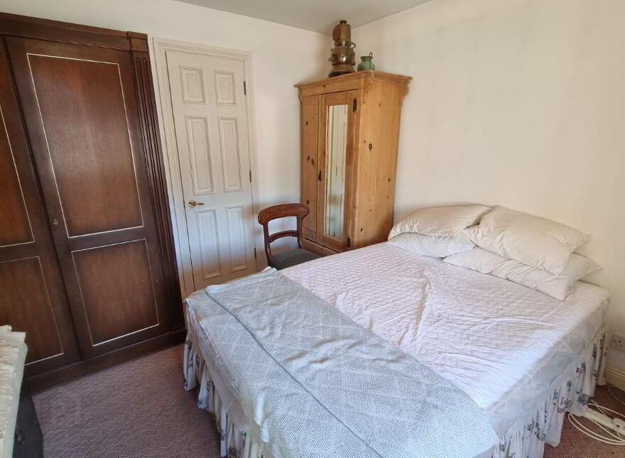 Station Road, Annascaul, Dingle, V92E8P9