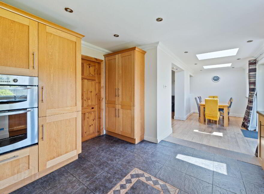 87 Mountrivers Estate, Carrigaline, P43NH33